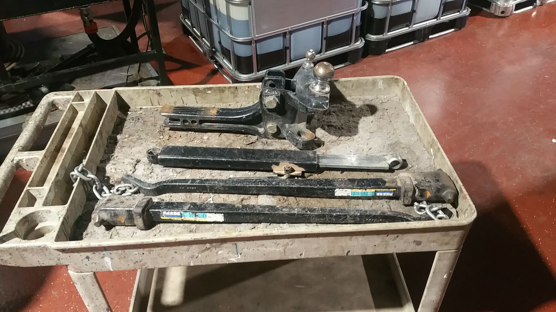 Heavy duty adjustable hitch with sway bars adjustment bar for Sale in