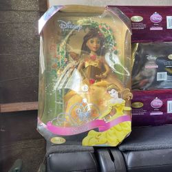 Disney Beauty and the Beast Belle Classic Movie Memories Porcelain Doll by Brass Key