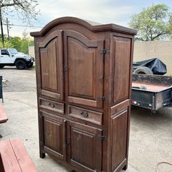 Armoire Cabinet