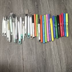 Assorted Cricut Tools