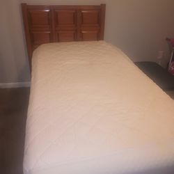 Twin Pillow Top Bed 
