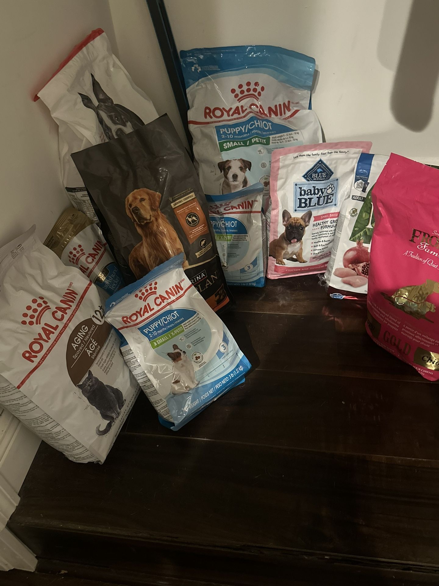 Dog & Cat food For Sale!!!
