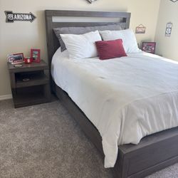 Queen Bedroom Set