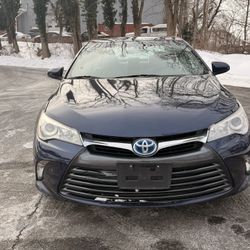 2017 Toyota Camry Hybrid
