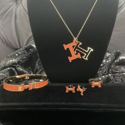 New Necklace Bracelet Earrings And Ring