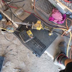 Atomic Compact Series DeWalt 20v Saw