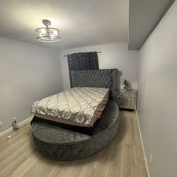 Elegant Gray Velvet Queen Bedframe