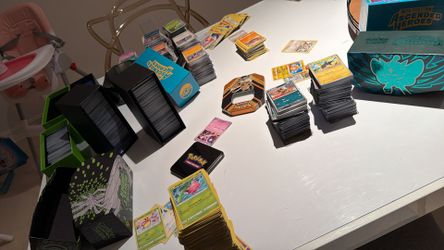 Pokemon bulks and ex or better full art 200 cards for $10