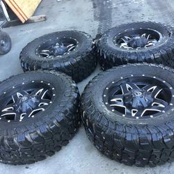 Silverado R18 Wheels 8 Lugs 