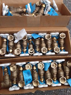 Brand New 3/4 gate valve