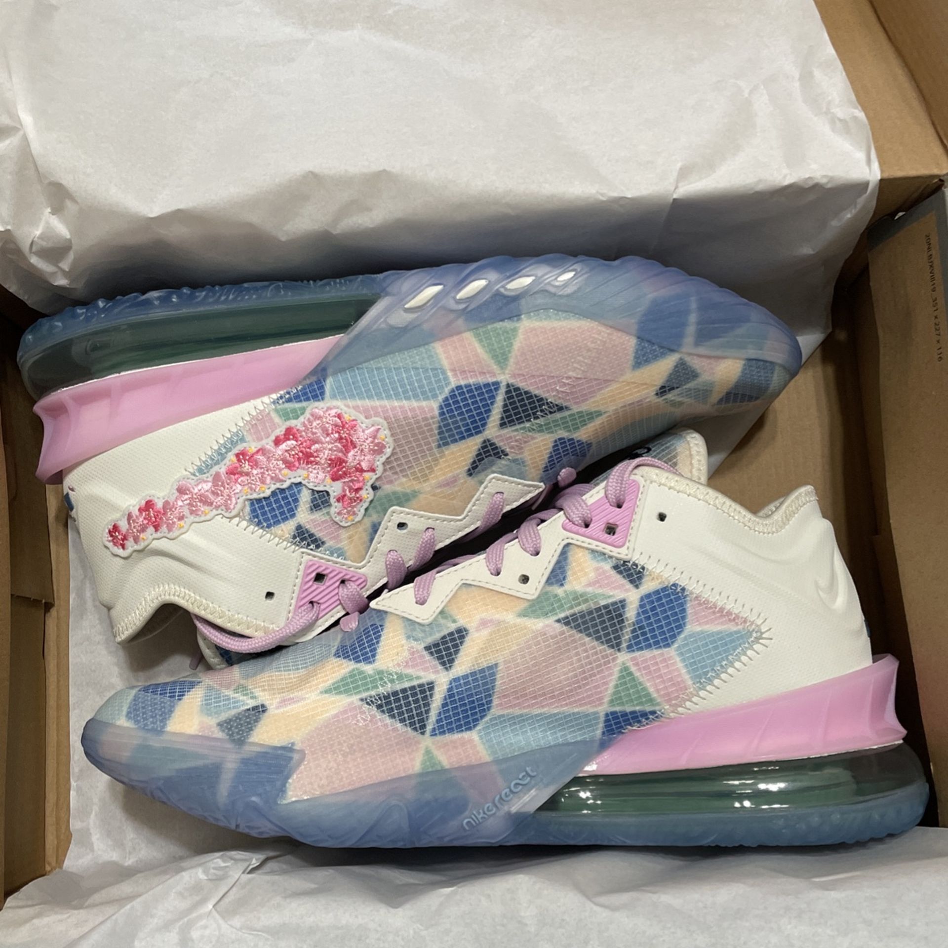 Lebron XVIII Low X Atmos