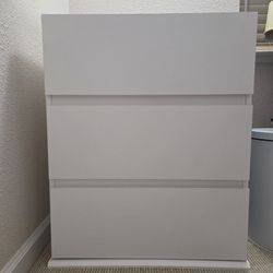 3 Drawer Dresser/Storage 