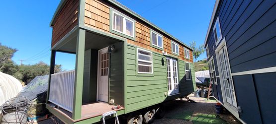 DISCOUNTED TINY HOUSE ON WHEELS IDEAL FOR ADU GUEST HOUSE OR RENTAL UNIT IN STOCK READY TO SHIP