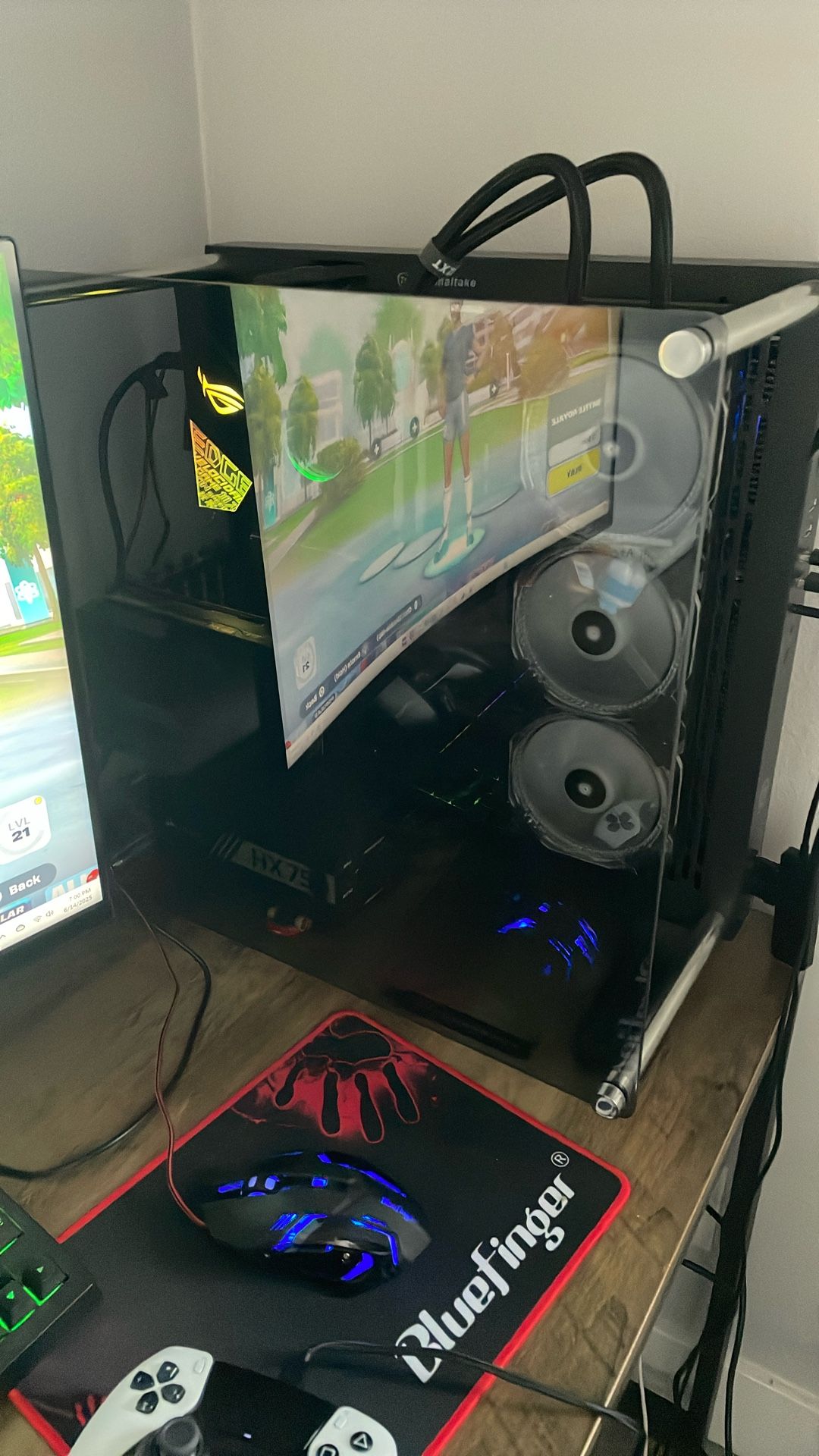 Gaming Pc With Mouse And Keyboard