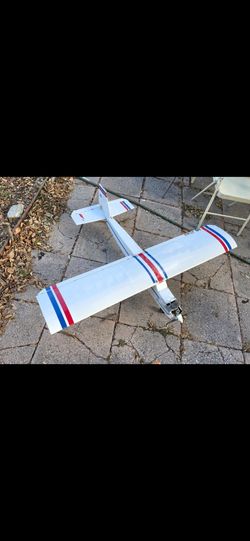 Trainer RC plane