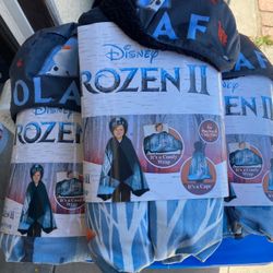 Disney  Frozen Snuggle Wrap Lot of 3