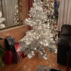Christmas Tree Silver Color 6”