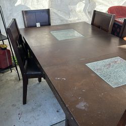 Free table