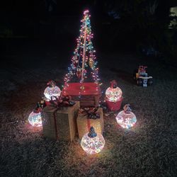 LG Christmas Ornaments 