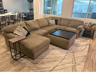 Sectional Couch + Ottoman
