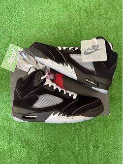DS AJ5 black metallic reimagined