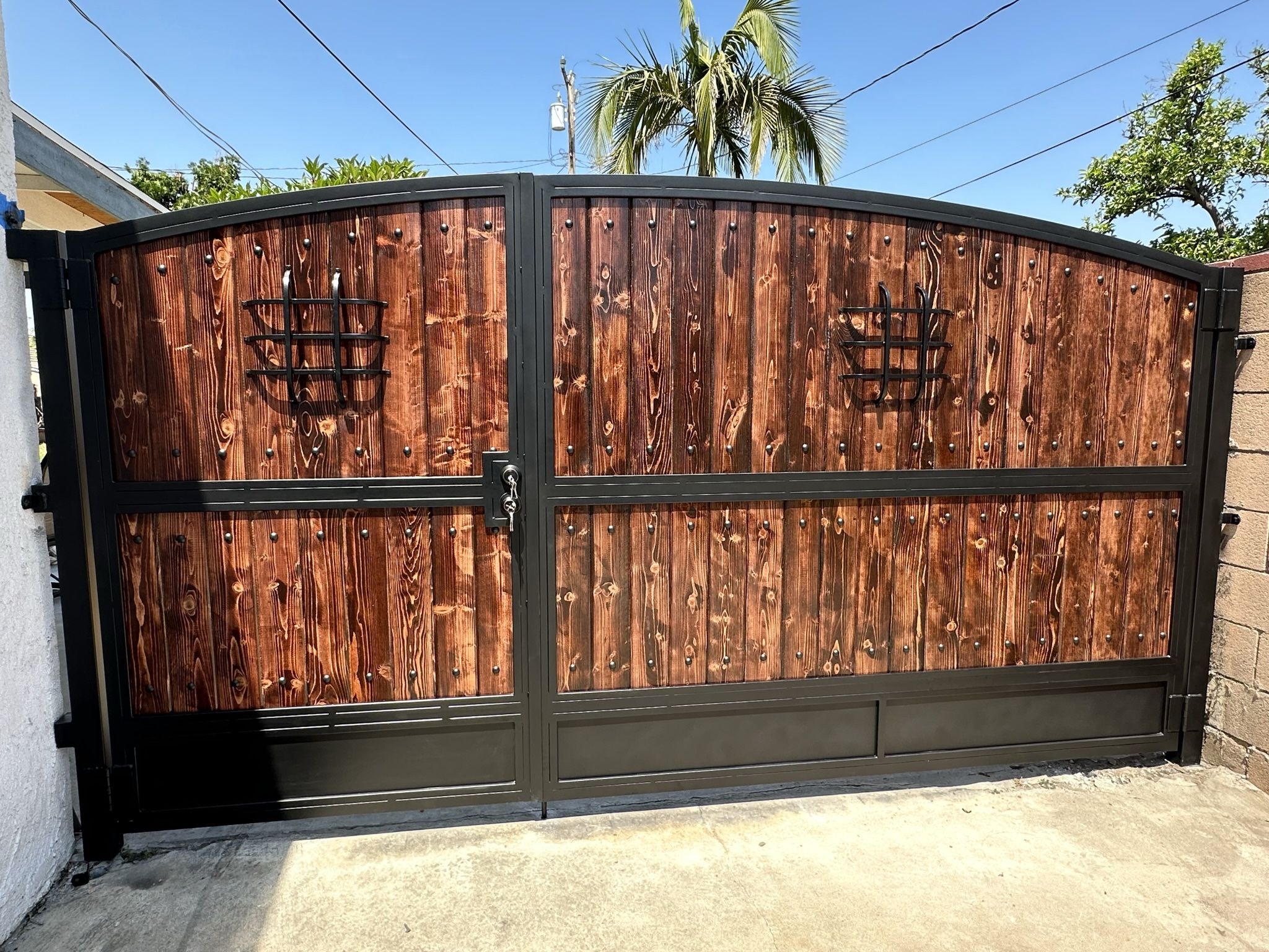 Custom Gates Doubles