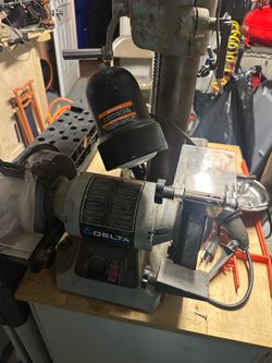 Bench grinder