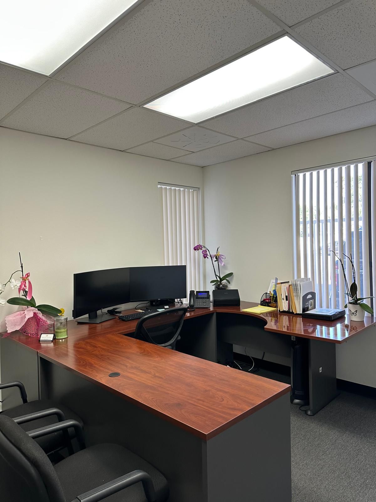 U-shape Office Desks