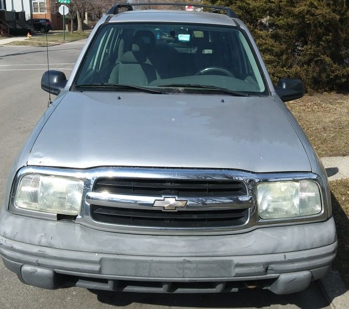 Photo 2003 Chevrolet Tracker