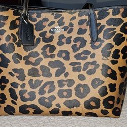 Coach Tote