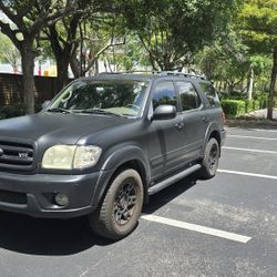 2003 Toyota Sequoia SR5