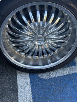 20” chrome rims with Sumitomo tires