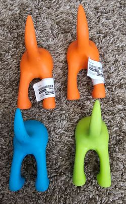 4 IKEA BASTIS Dog Butt Tail Wall Hook Set Lot Green Orange Blue Holder rubber 

IKEA Rubber Dog Tail Hooks Set of 4 wall Leash Keys Coat Hook

Good pr
