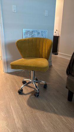 Desk / Vanity Chair