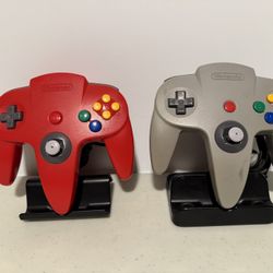 Nintendo 64 Controllers 