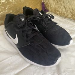 Nike Kids Shoe Size 5