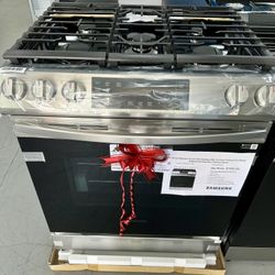 Brand New🚨6.0 cu. ft. Smart Slide-in Gas Range in Stainless Steel