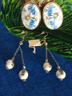 Classy and sophisticate earrings / Long silver earrings $25 / Oval -floral ceramic earrings $25 🌿☀️🌿⛱🌿🦋🌿