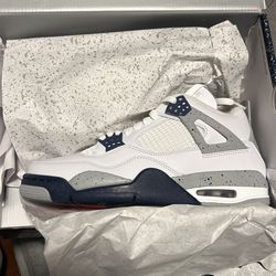 Jordan 4 Midnight Navy
