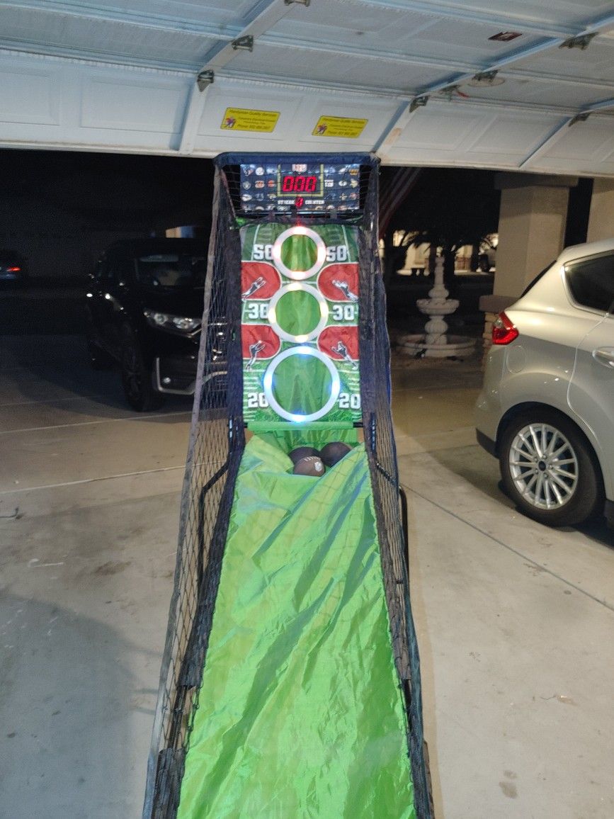 NFL Minute Drill Arcade Game