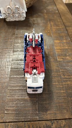 Ultra Magnus Transformer