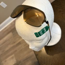 New with tags. Pugs unisex Trend T1 style. Shatter resistant. 100% uv400 protect