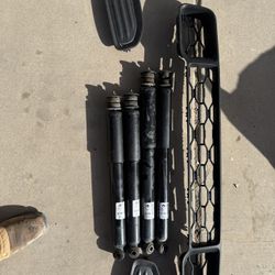 2019 Ram 2500 Front And Rear Shocks And Front Insert