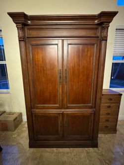 Wood Cabinet/ TV Storage 80”