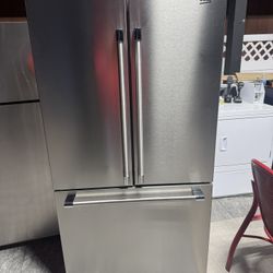 biko Refrigerator 36 X 69 X 24 Like New One Receipt For 90 Days Warranty 