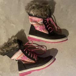 Girls snow boots 