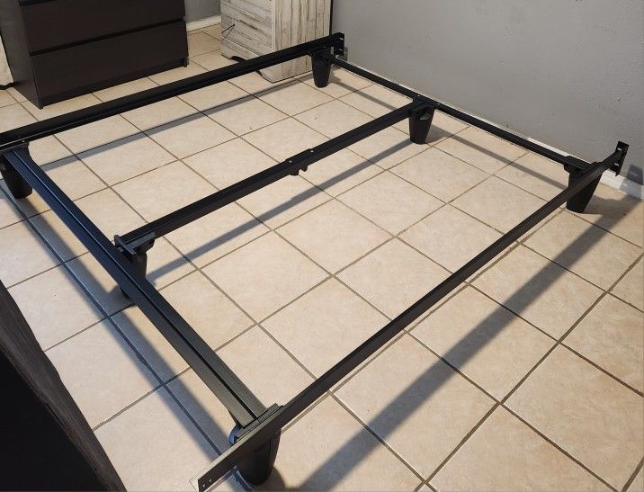 New Queen Easy Store Bedframe
