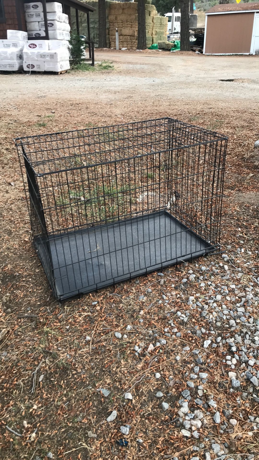 XL Dog Kennel