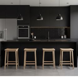 BRAND NEW IN BOX SELLING 4 STOOLS 