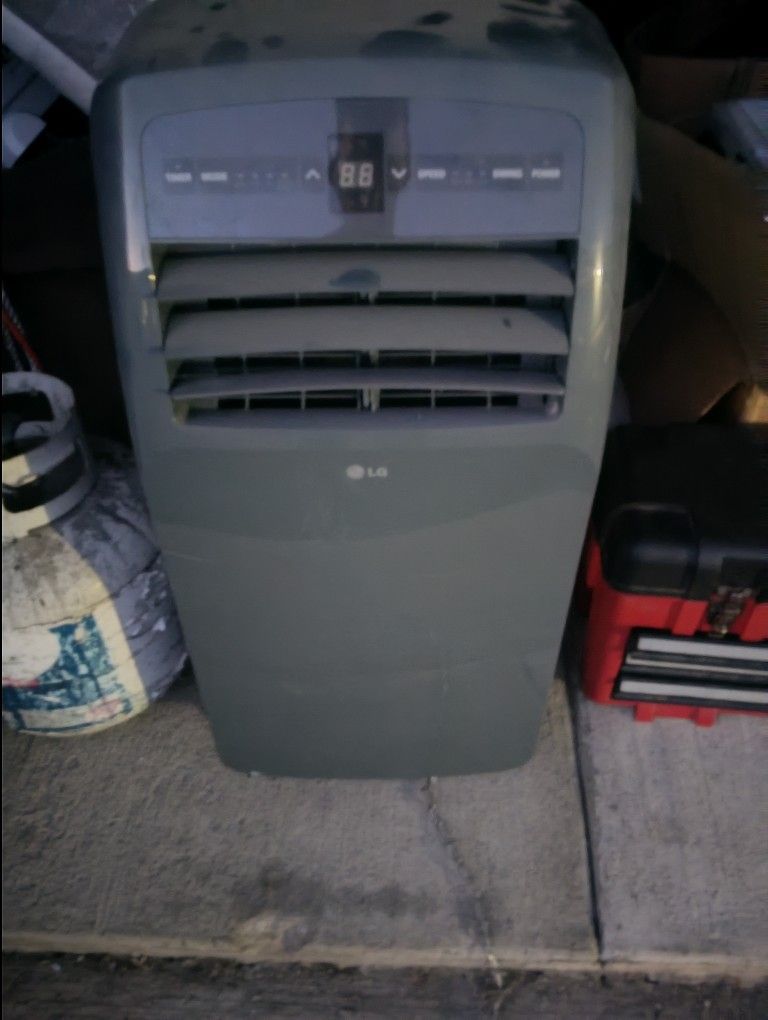 LG Portable Air Conditioner